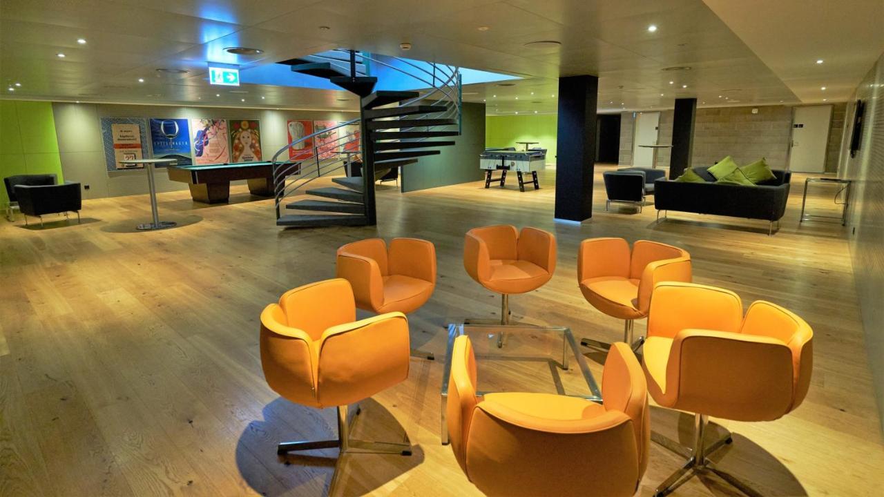 Centre Loewenberg Hotel Murten Luaran gambar